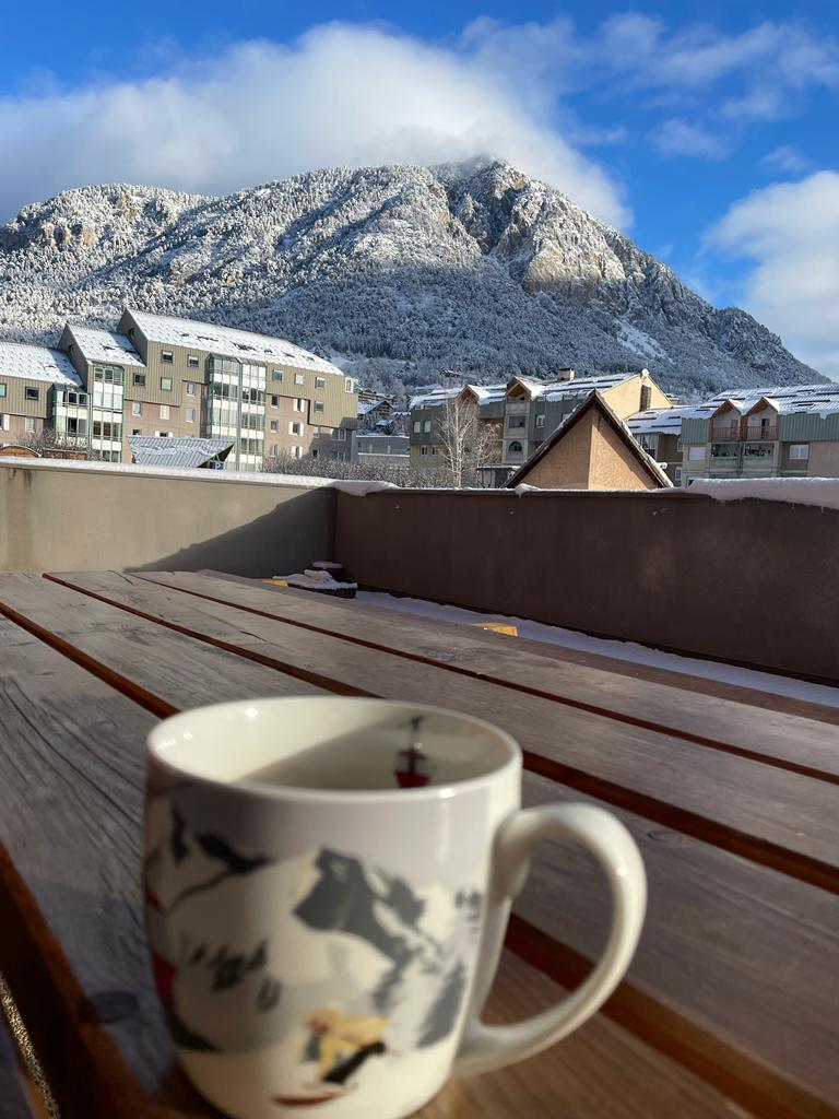 Terrasse au charme des neiges briançon location saisonnière